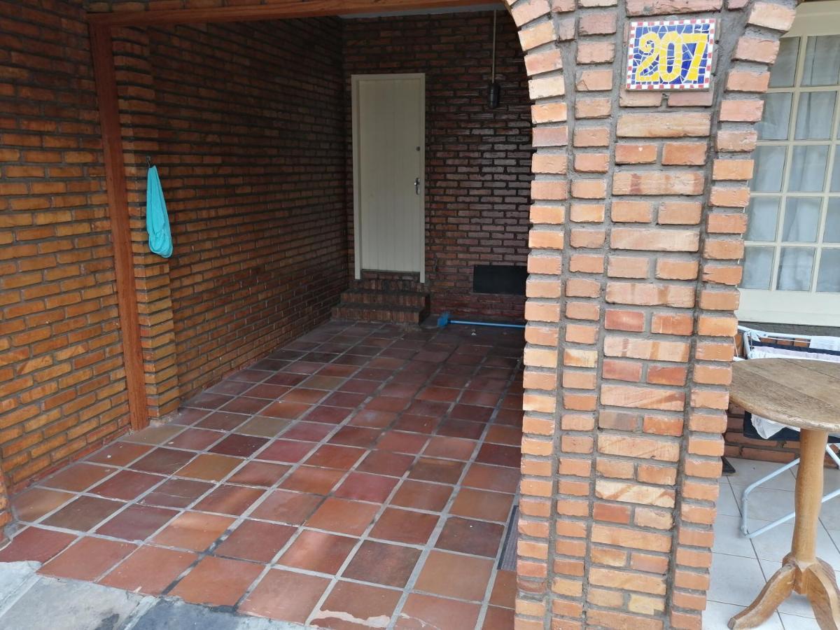 Coqueiros Hostel Florianopolis Ngoại thất bức ảnh